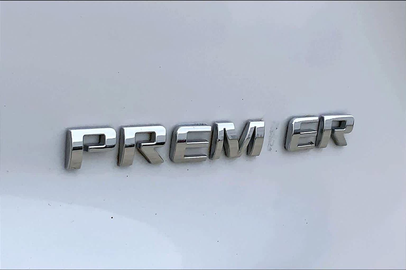 Used 2020 Chevrolet Blazer Premier FWD image 10