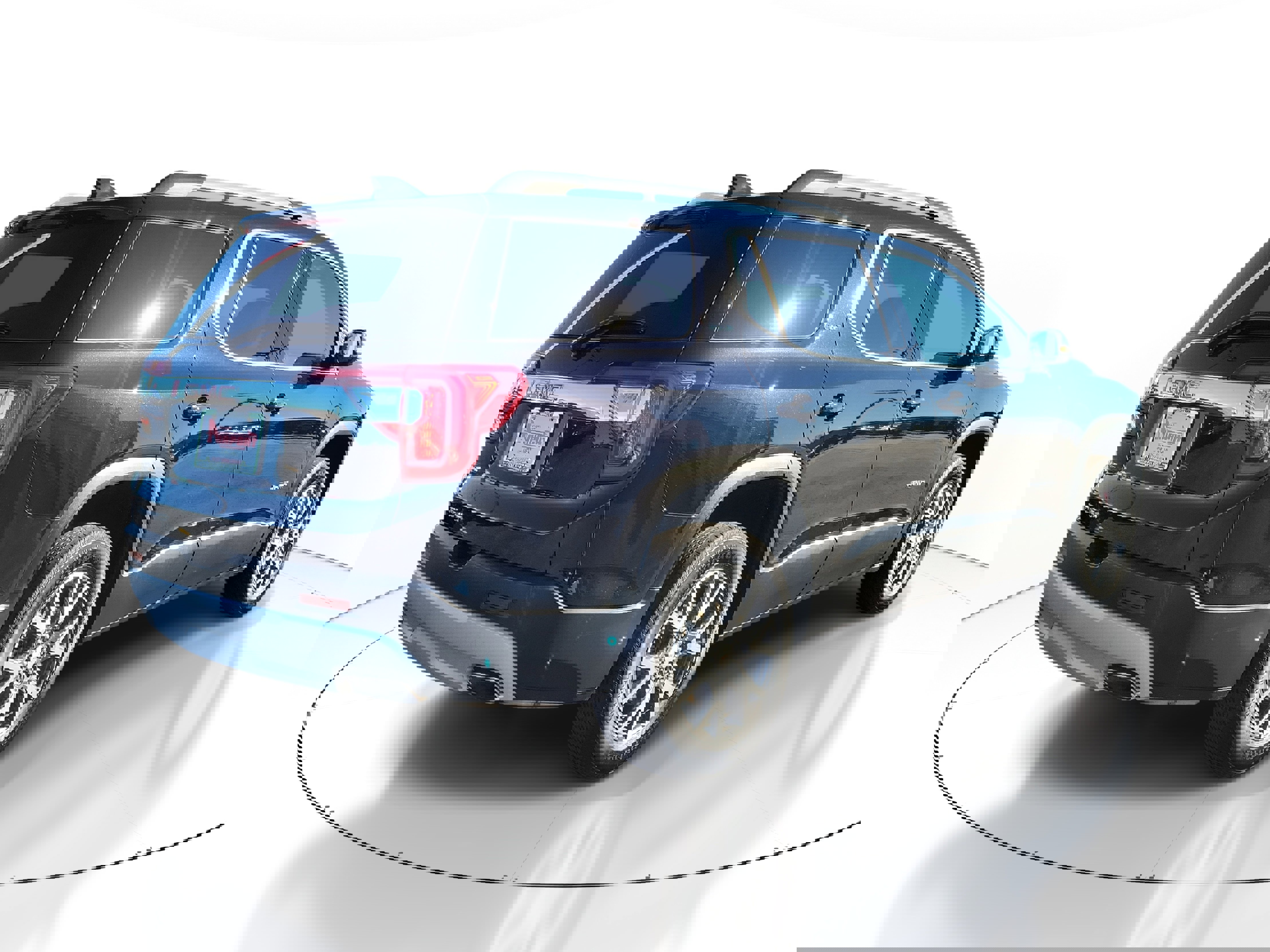 Used 2023 GMC Acadia SLE w/ Driver Convenience Package image 4