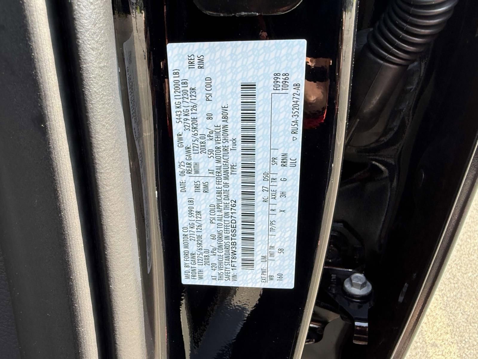 New 2025 Ford F350 Lariat w/ Black Appearance Package image 20