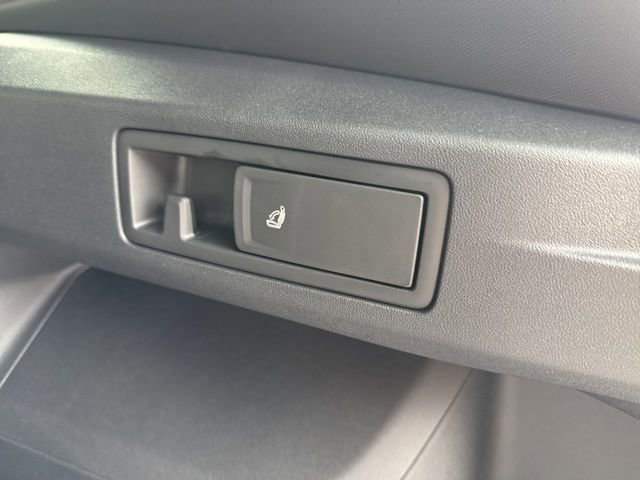 New 2026 Volkswagen Tiguan SE R-Line image 38