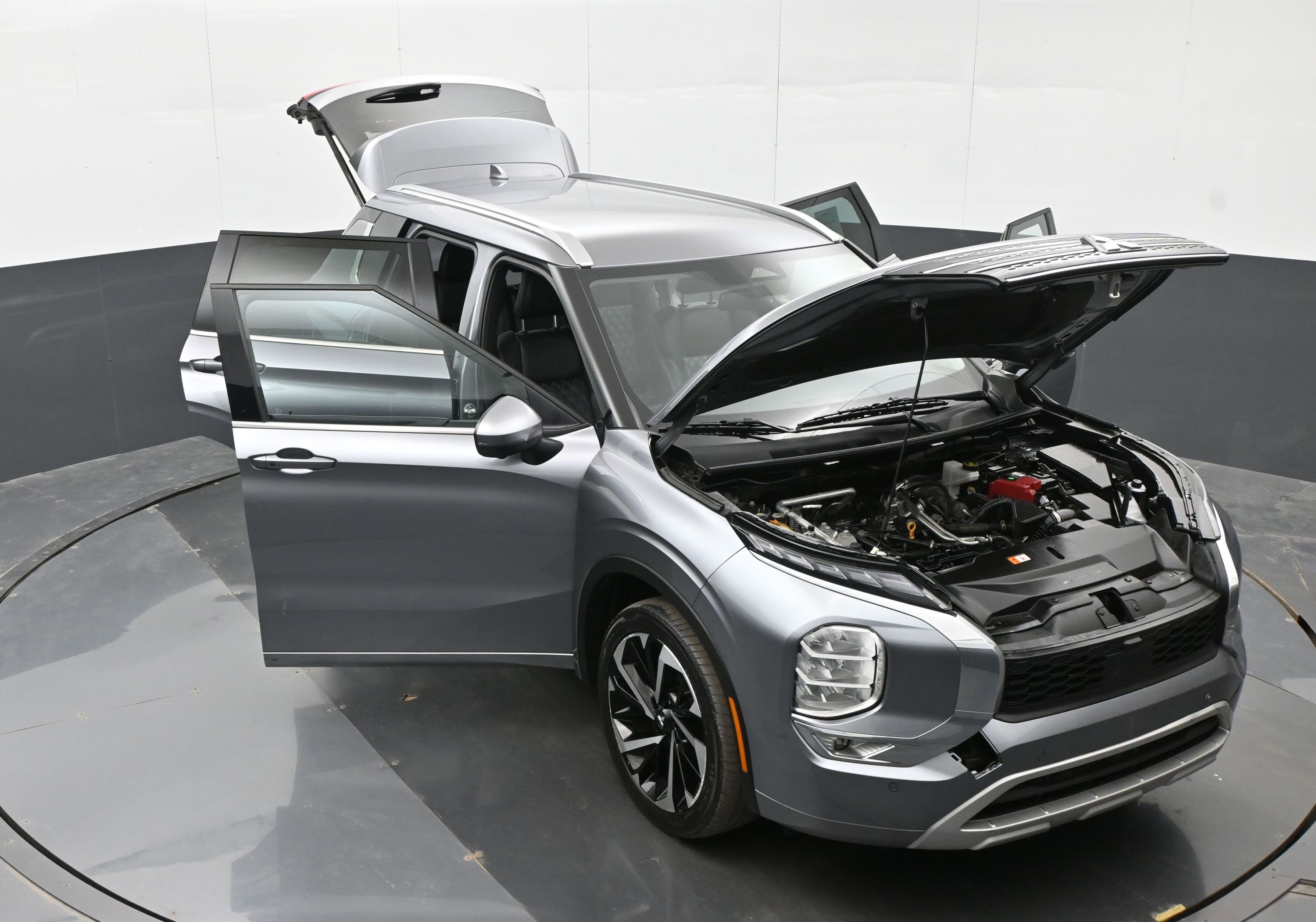 Used 2022 Mitsubishi Outlander SEL image 44