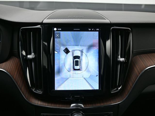 Used 2024 Volvo XC60 B5 Ultimate w/ Climate Package image 21