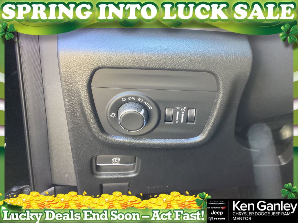 New 2025 Jeep Grand Cherokee L Laredo w/ Luxury Tech Group I image 9