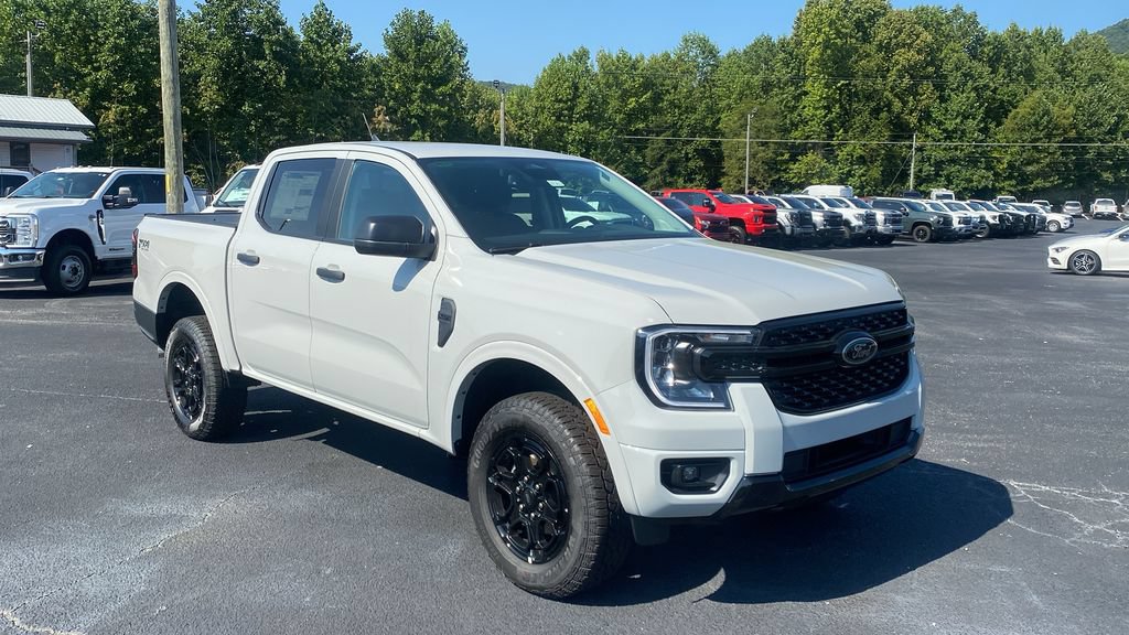 New 2026 Ford Ranger XLT w/ FX4 Off-Road Package AWD/4WD video 3