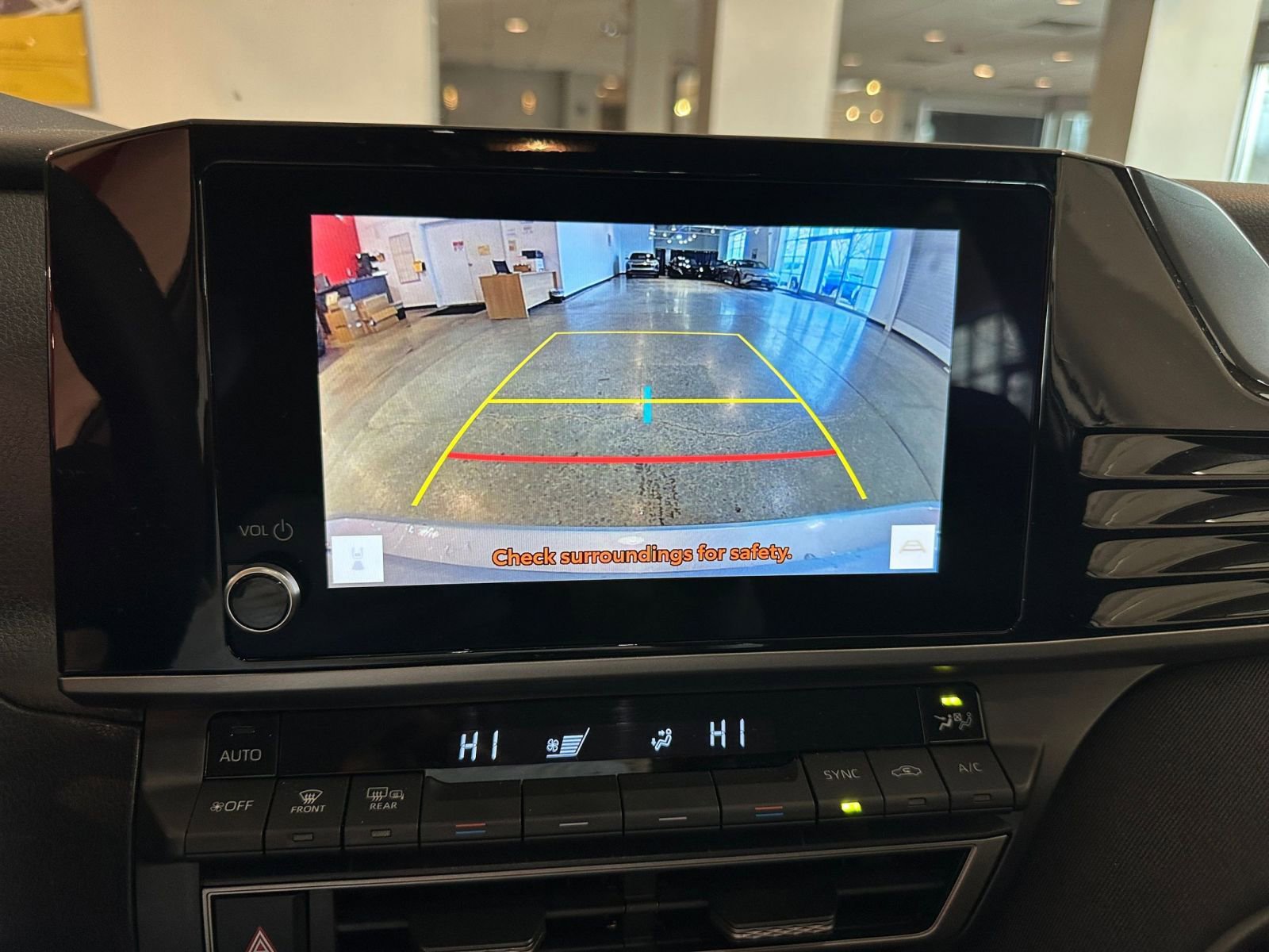 Used 2025 Toyota Camry LE FWD image 24