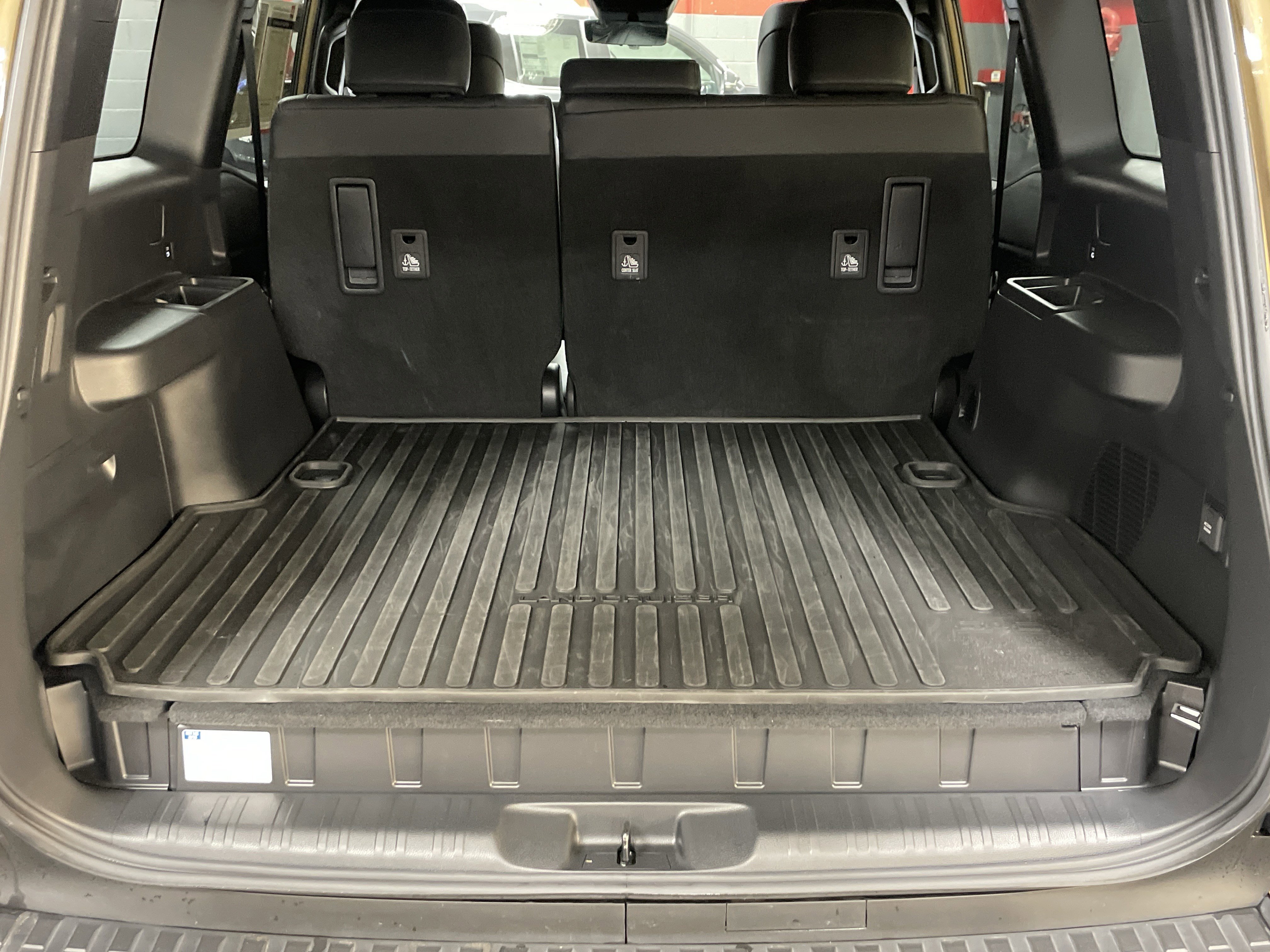 Used 2024 Toyota Land Cruiser image 34