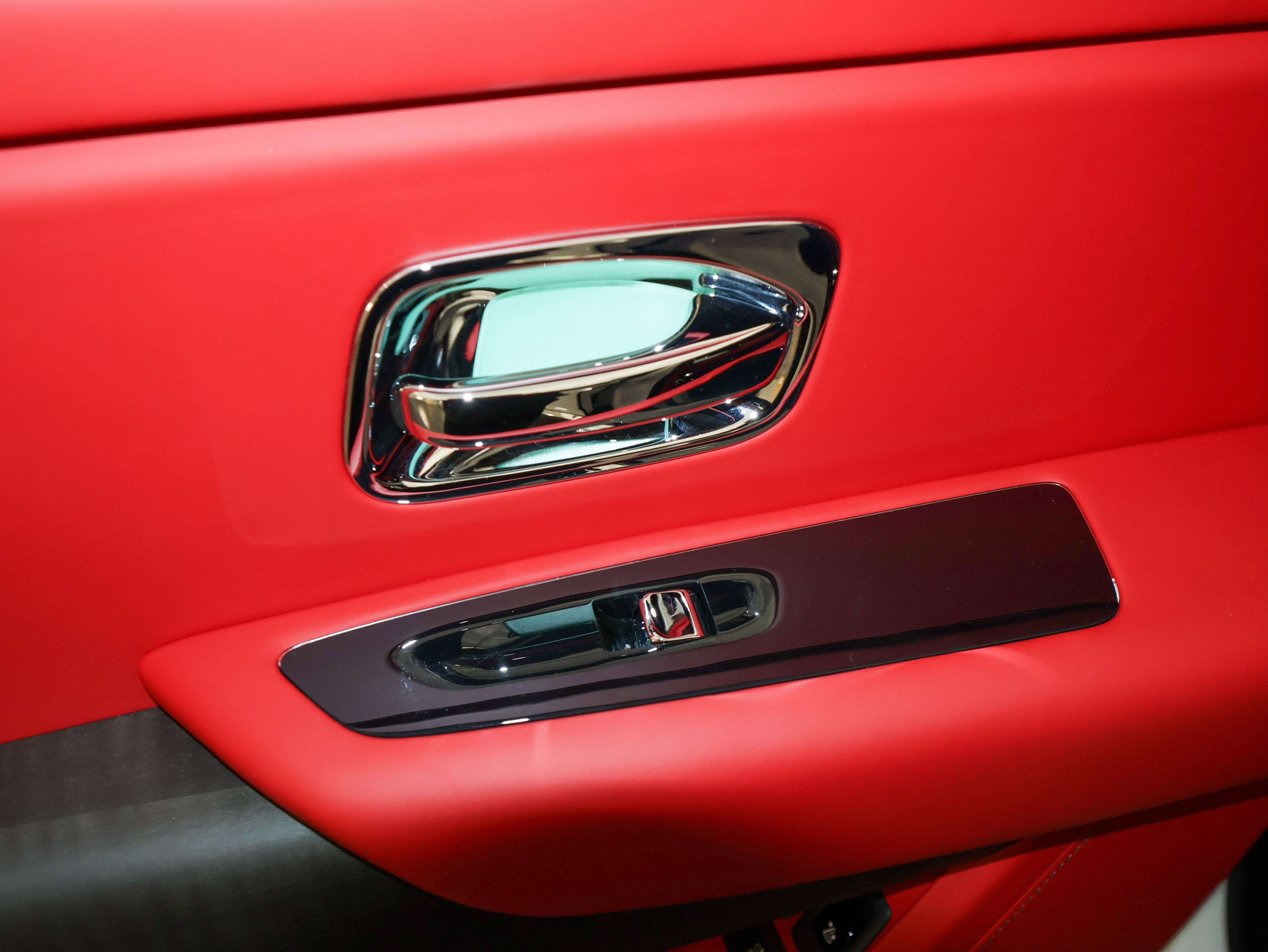 Used 2023 Rolls-Royce Cullinan image 71