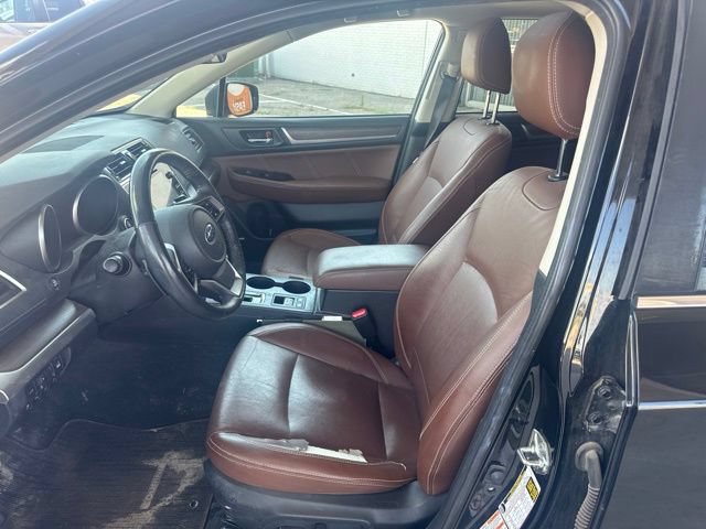 Used 2018 Subaru Outback 3.6R Touring AWD/4WD image 14