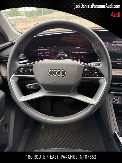 Used 2025 Audi Q5 Premium w/ Convenience Package AWD/4WD image 8