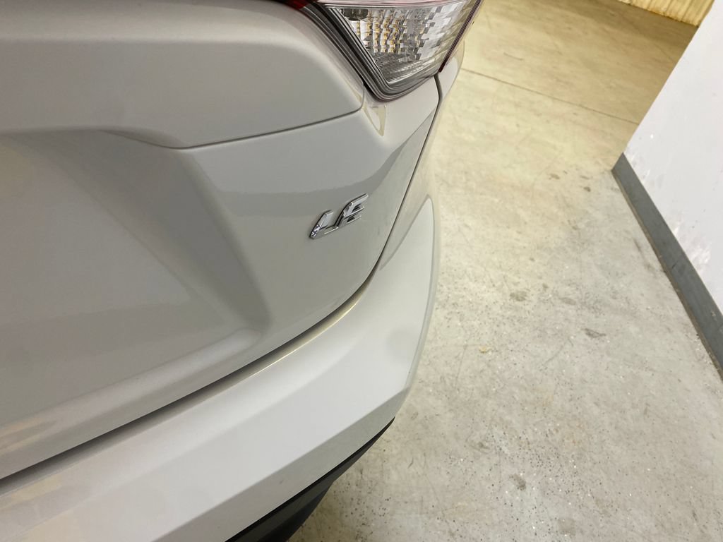 Used 2026 Toyota Corolla LE FWD image 18