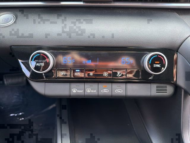 Certified 2023 Hyundai Elantra SEL image 25
