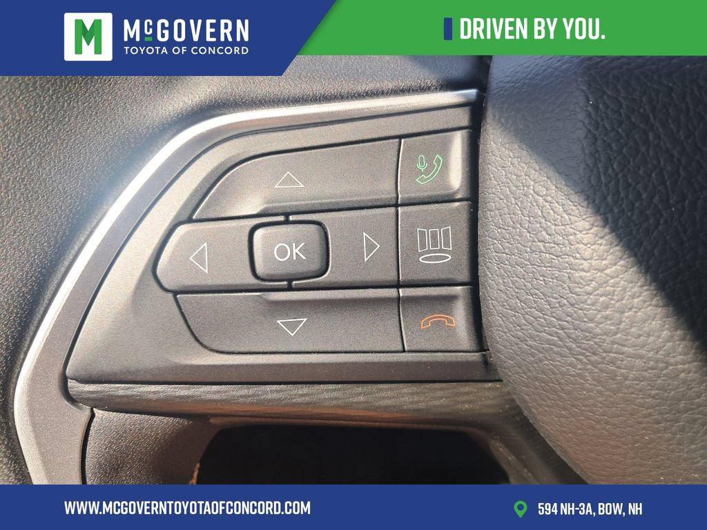 Used 2025 Jeep Grand Cherokee Altitude AWD/4WD image 26