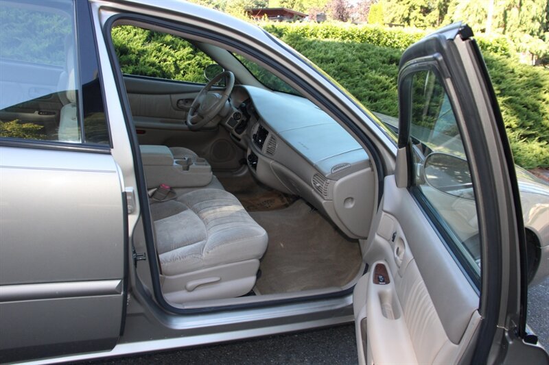Used 2003 Buick Century Custom w/ Preferred Equipment Group 1SB FWD image 13