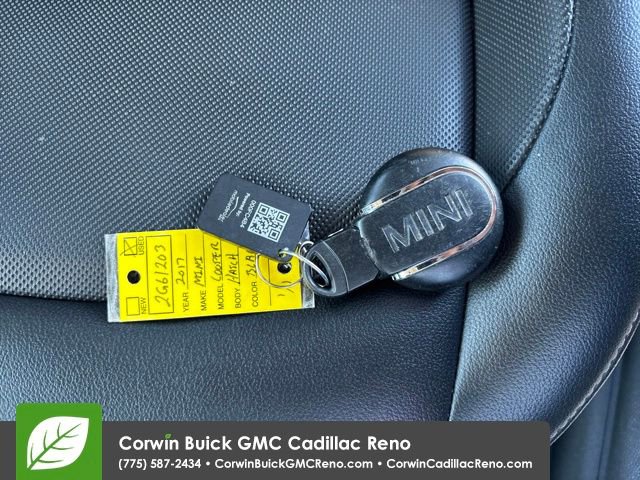 Used 2017 MINI Cooper 2-Door Hardtop image 29