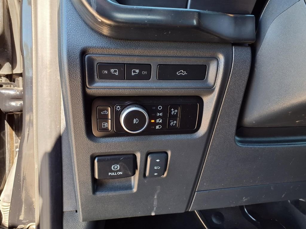 Used 2023 Ford F150 Lariat w/ Equipment Group 502A High image 27