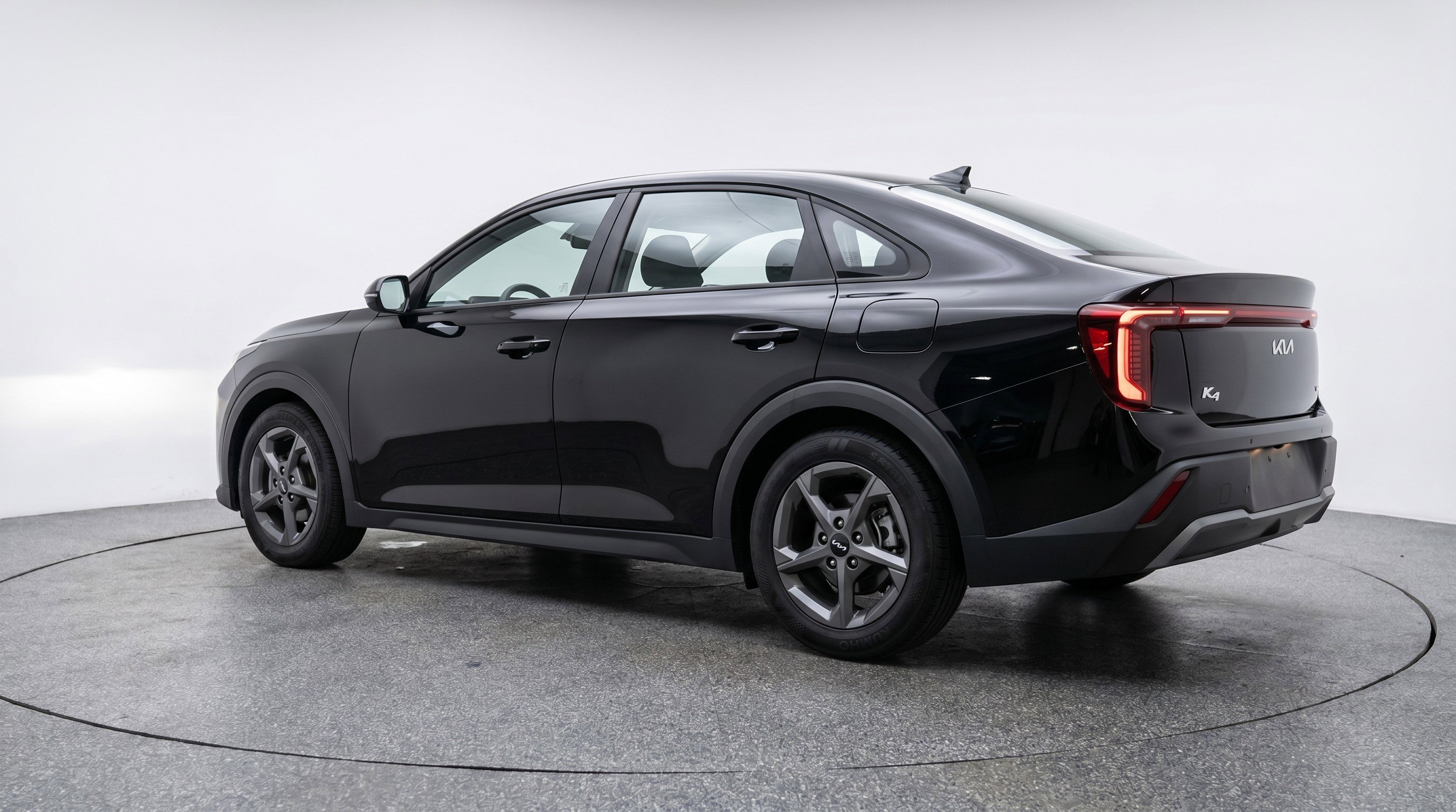 Used 2025 Kia K4 FWD image 6