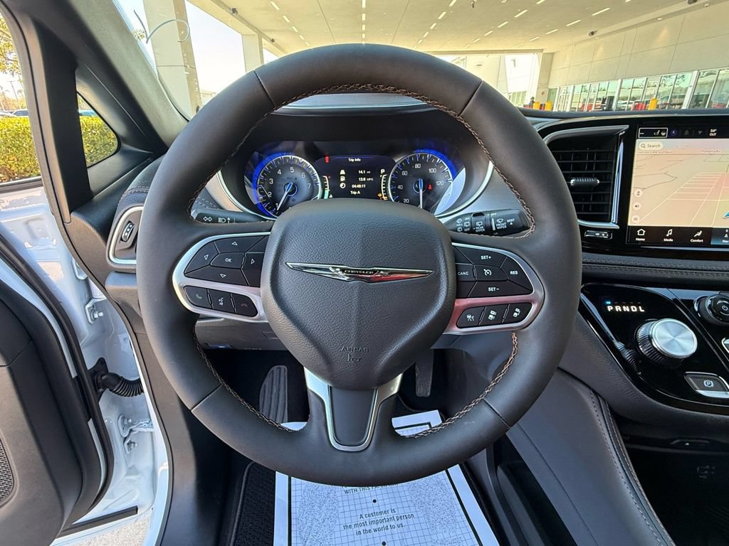 New 2026 Chrysler Pacifica Pinnacle FWD image 21