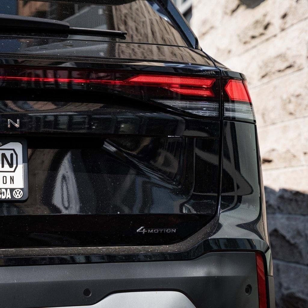 New 2026 Volkswagen Tiguan SE image 7