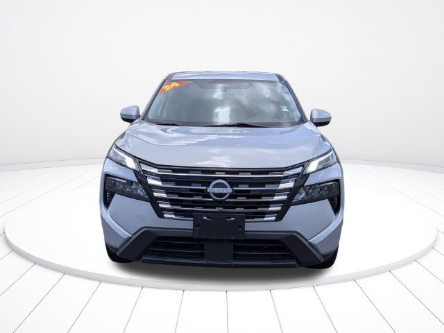 Used 2024 Nissan Rogue SV AWD/4WD image 8