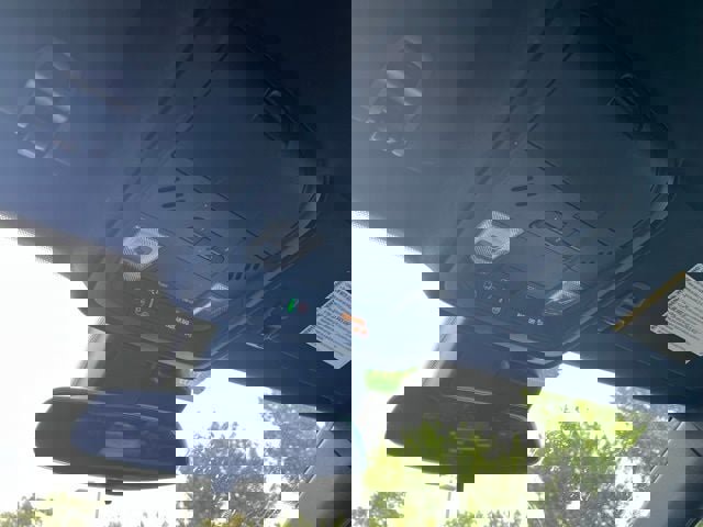 Used 2022 Cadillac XT4 Luxury w/ Cold Weather Package image 9