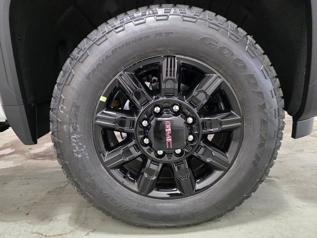 New 2026 GMC Sierra 2500 AT4 image 34