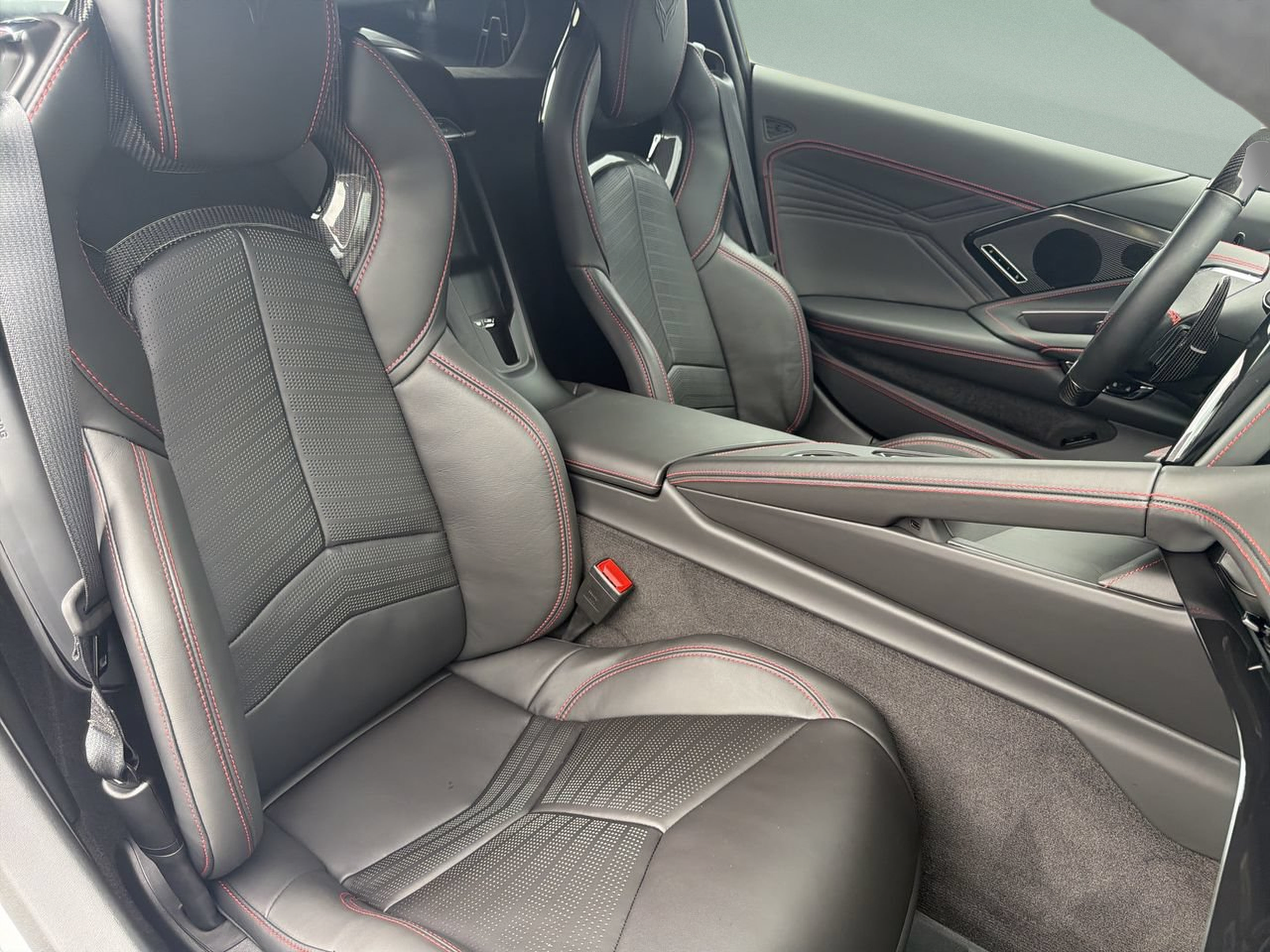 Used 2026 Chevrolet Corvette Z06 RWD image 19