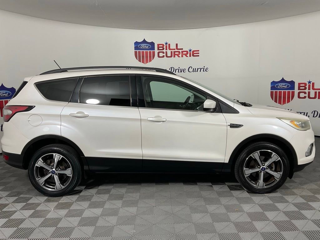 Used 2018 Ford Escape SEL FWD image 2