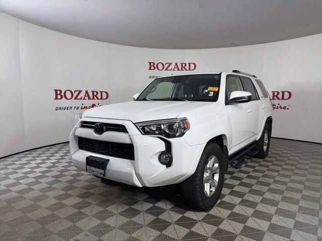 Used 2020 Toyota 4Runner SR5 RWD image 4