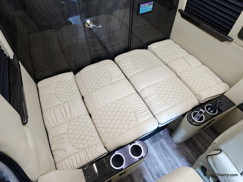 Used 2021 Mercedes-Benz Sprinter 2500 image 53