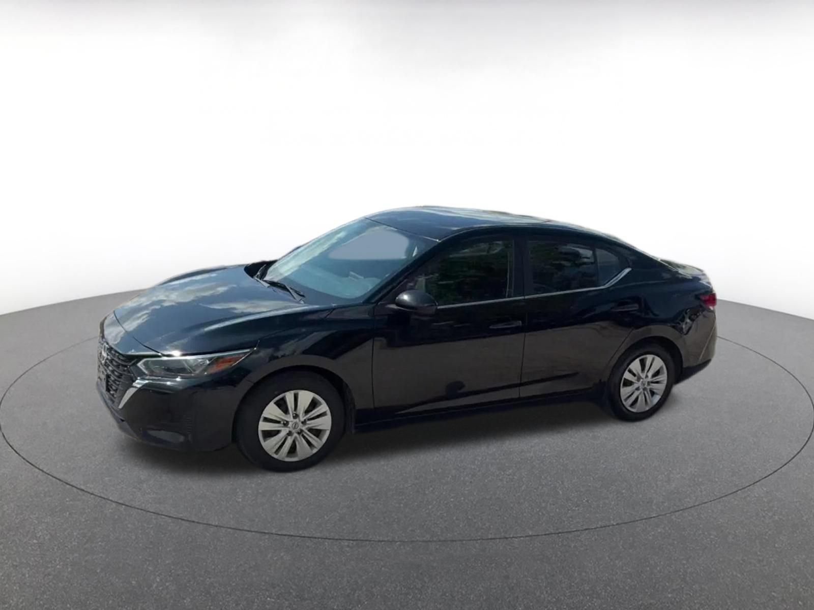 Used 2025 Nissan Sentra S FWD image 8