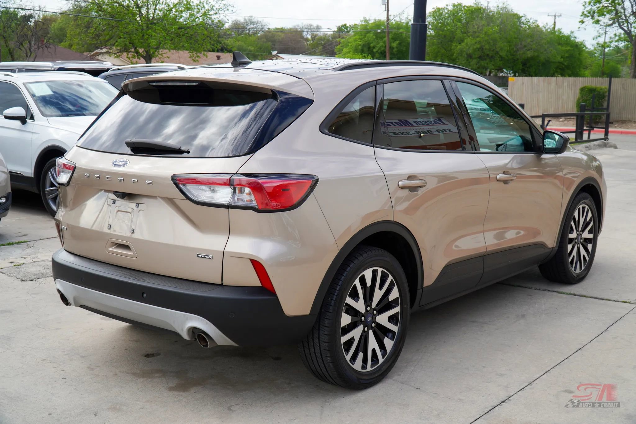 Used 2020 Ford Escape SE Sport image 6