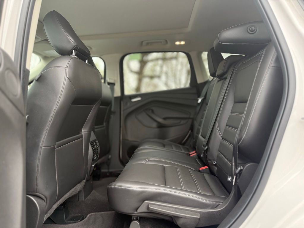 Used 2018 Ford Escape Titanium w/ Ford Safe & Smart Package image 16