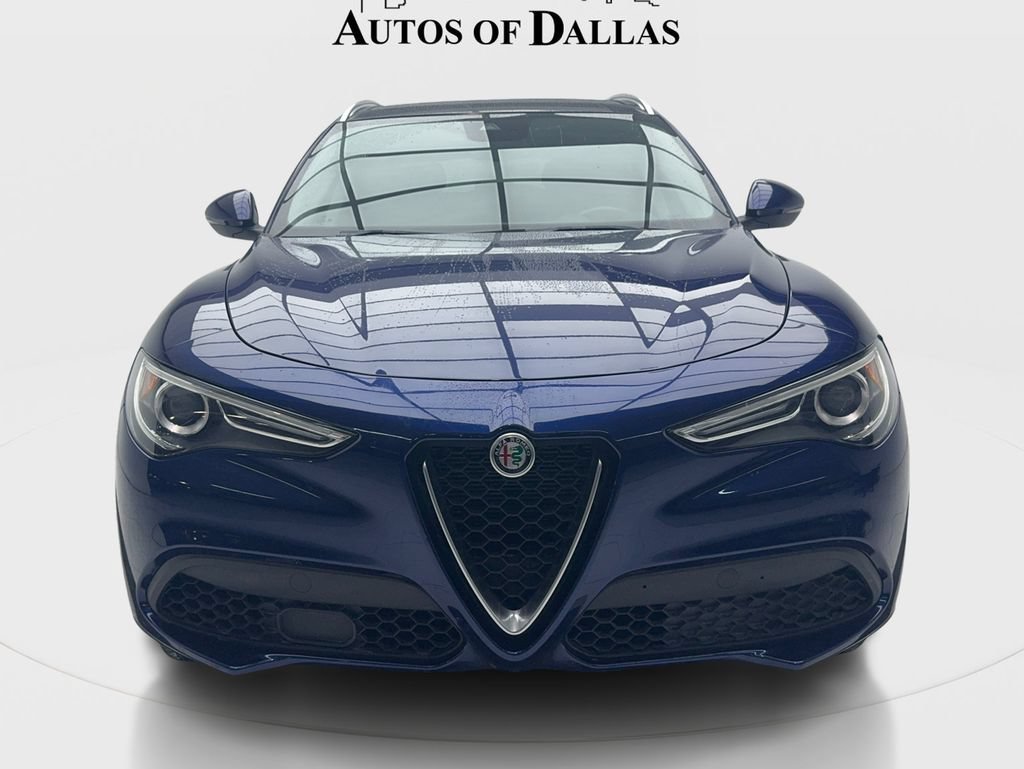 Used 2021 Alfa Romeo Stelvio Sprint w/ Sun & Sound Package RWD image 3