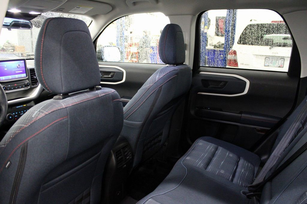 Used 2024 Ford Bronco Sport Heritage w/ Heritage Convenience Package image 16