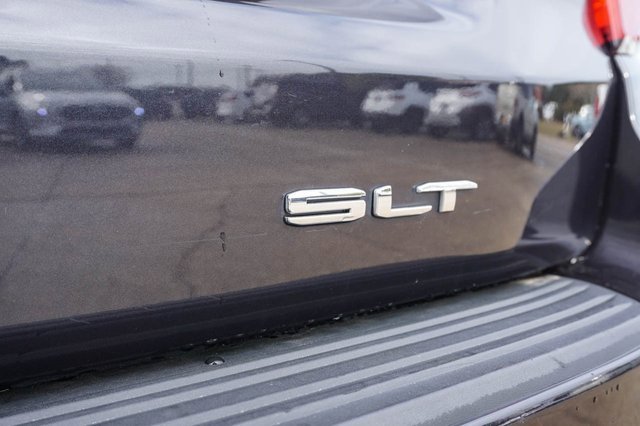 Used 2024 GMC Yukon SLT image 7