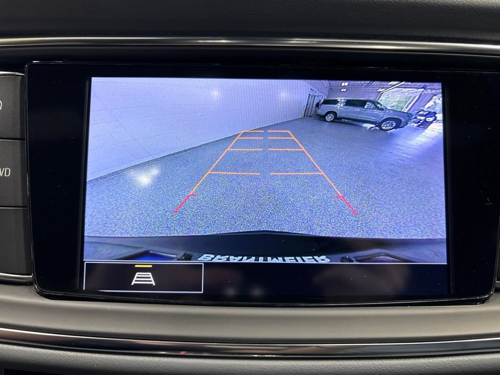 Used 2023 Buick Enclave Essence w/ Experience Buick Package AWD/4WD image 24