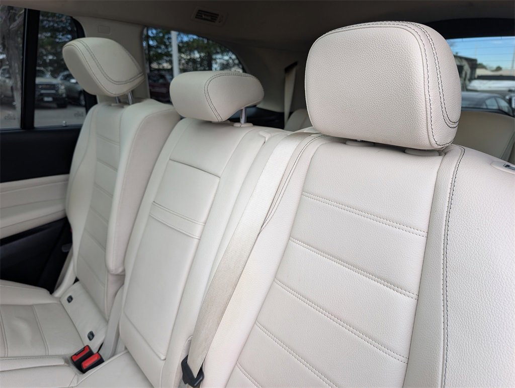 Used 2022 Mercedes-Benz GLS 450 4MATIC image 17