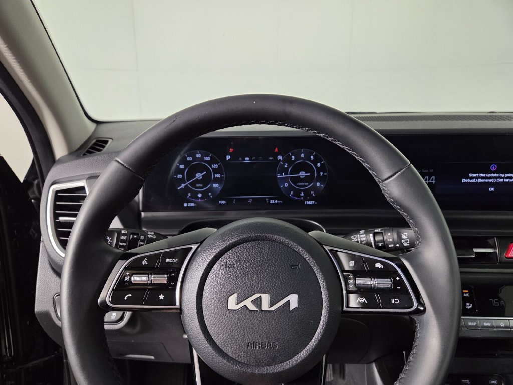 Used 2025 Kia Seltos EX w/ EX Sunroof Package FWD image 15