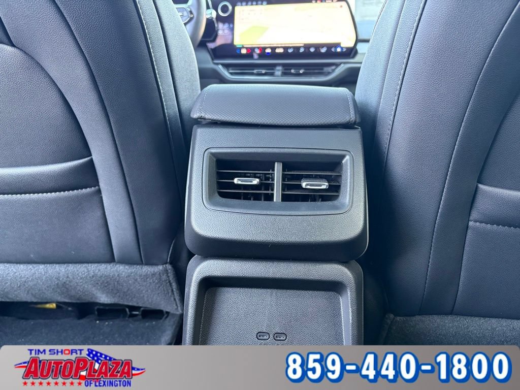 Used 2025 Chevrolet Equinox EV RS FWD image 47