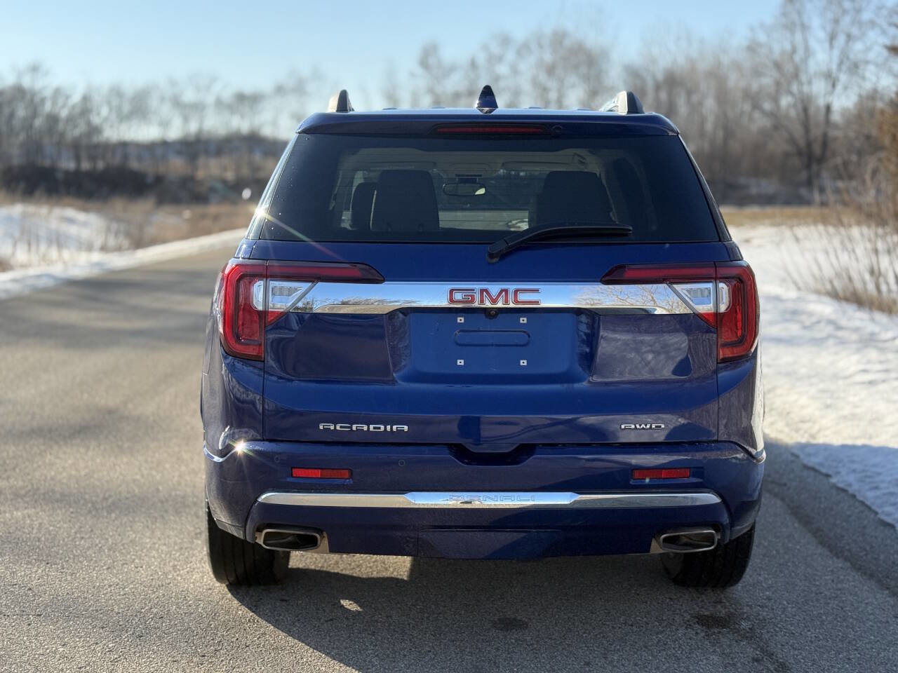 Used 2023 GMC Acadia Denali AWD/4WD image 7