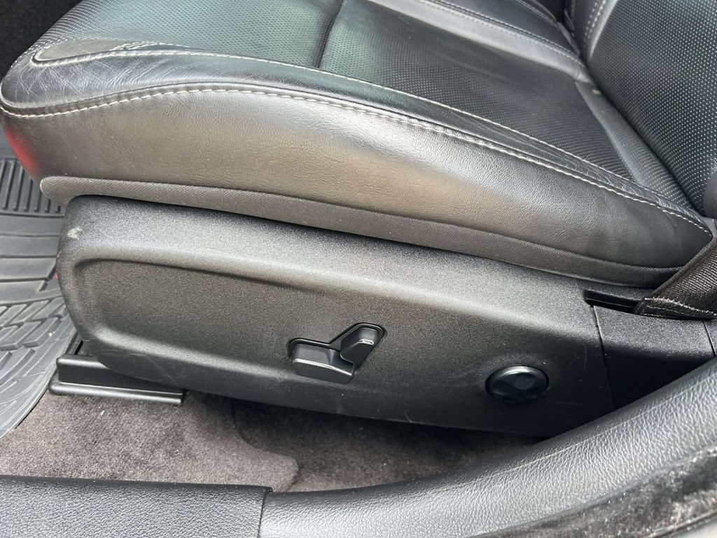 Used 2018 Dodge Charger R/T w/ Navigation & Travel Group RWD image 19
