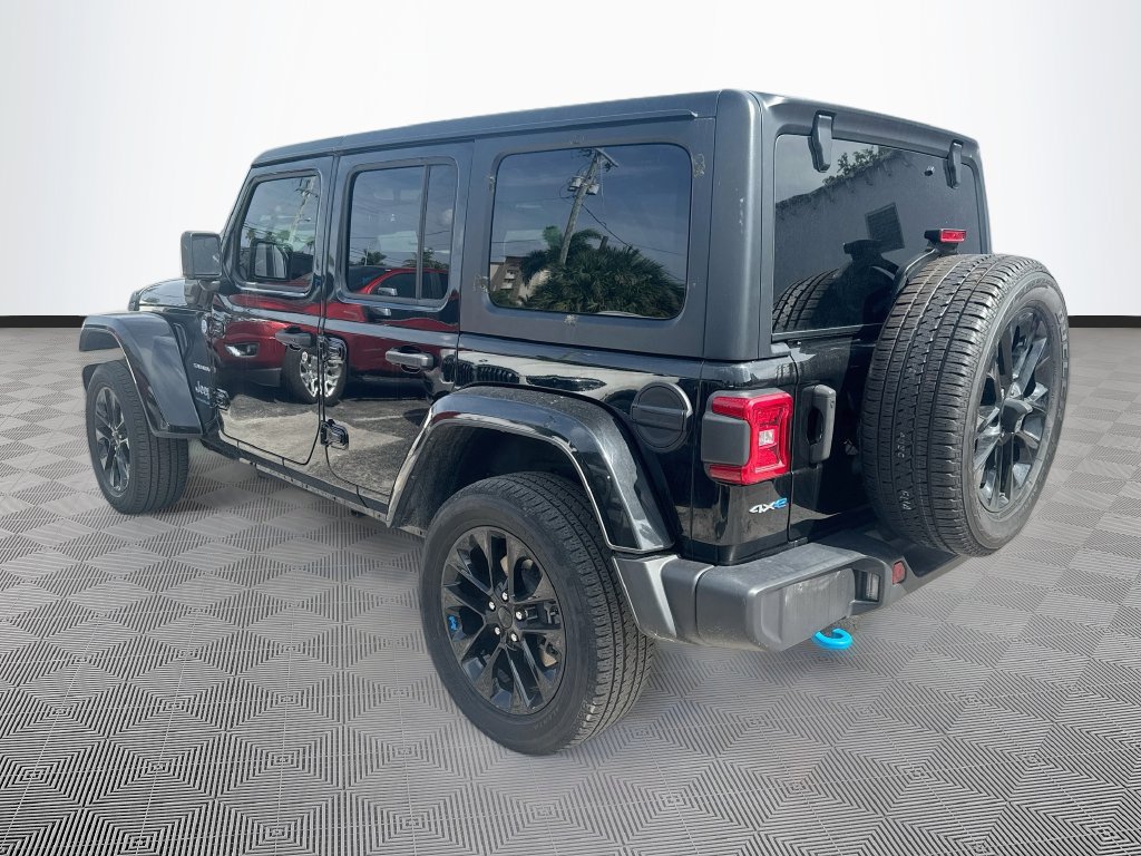 Certified 2023 Jeep Wrangler Unlimited Sahara w/ Cold Weather Group AWD/4WD image 8
