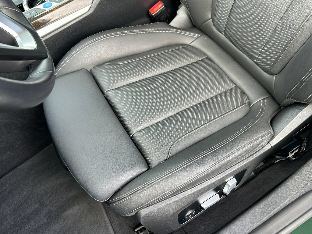 Used 2023 BMW i4 eDrive40 w/ Premium Package RWD image 15