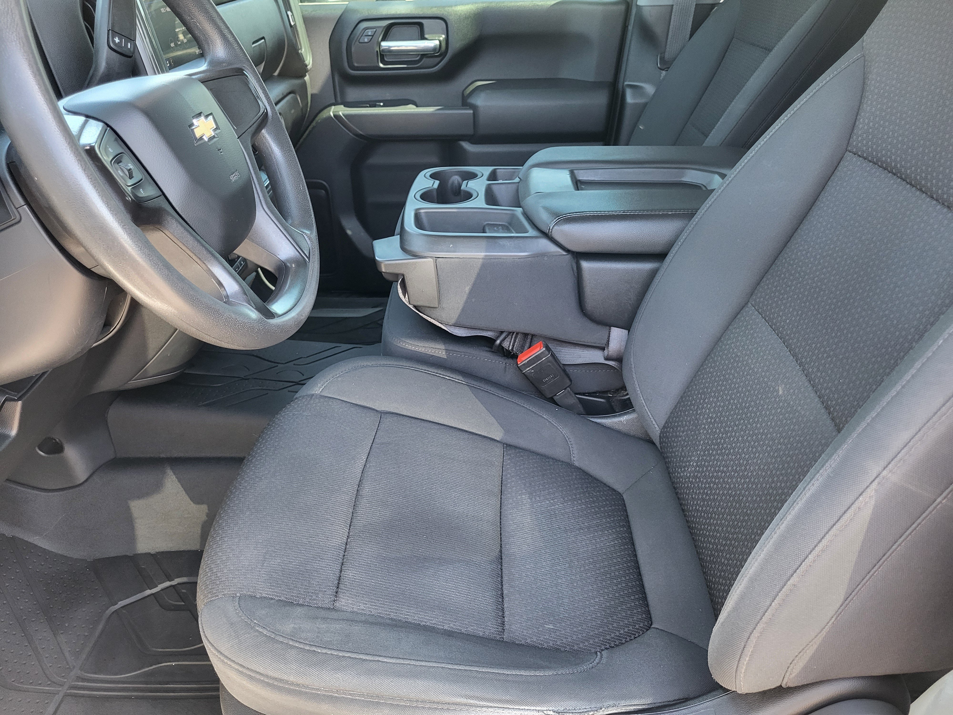 Used 2021 Chevrolet Silverado 2500 Custom w/ Custom Convenience Package AWD/4WD image 10