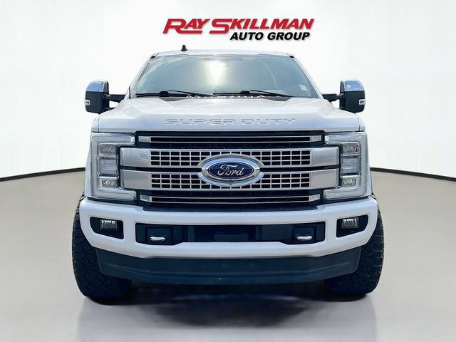Used 2019 Ford F250 Platinum w/ Platinum Ultimate Package image 2