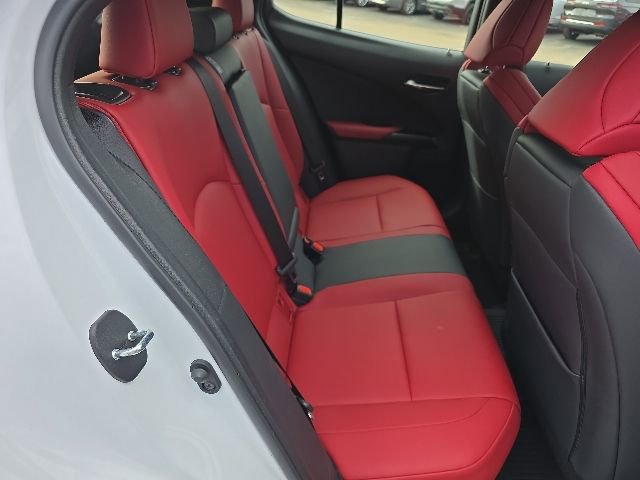 Used 2023 Lexus UX 250h F Sport AWD/4WD image 14