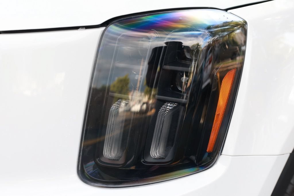 Used 2024 Kia Telluride EX X-Line AWD/4WD image 17