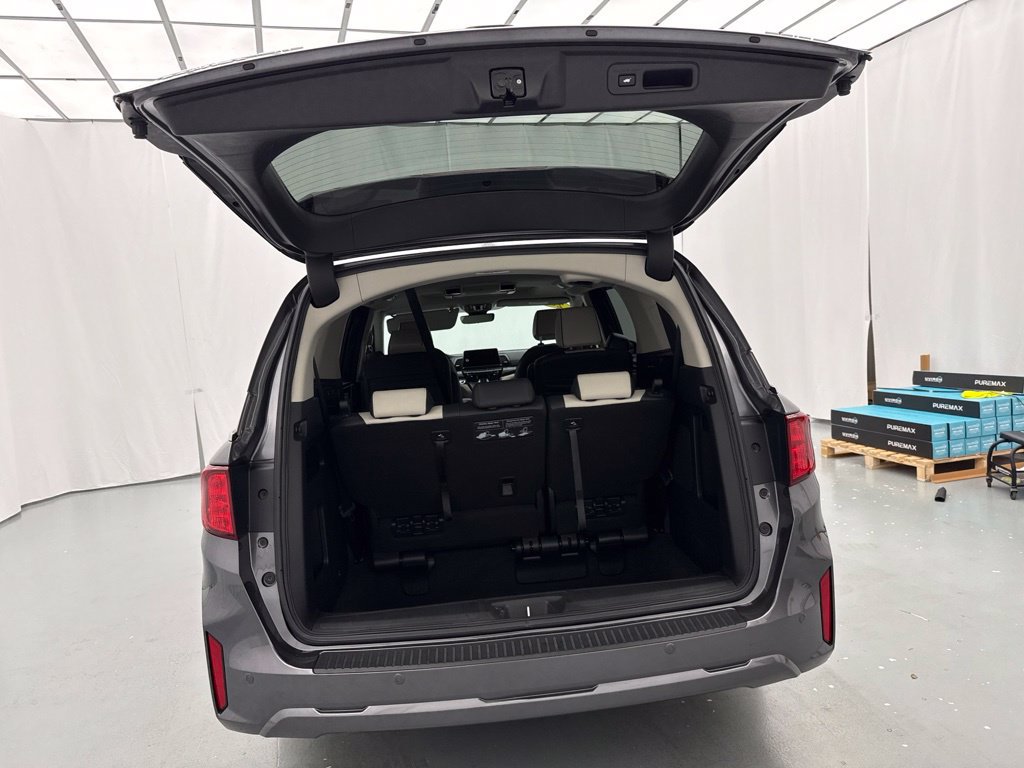 Certified 2025 Honda Odyssey Elite image 9