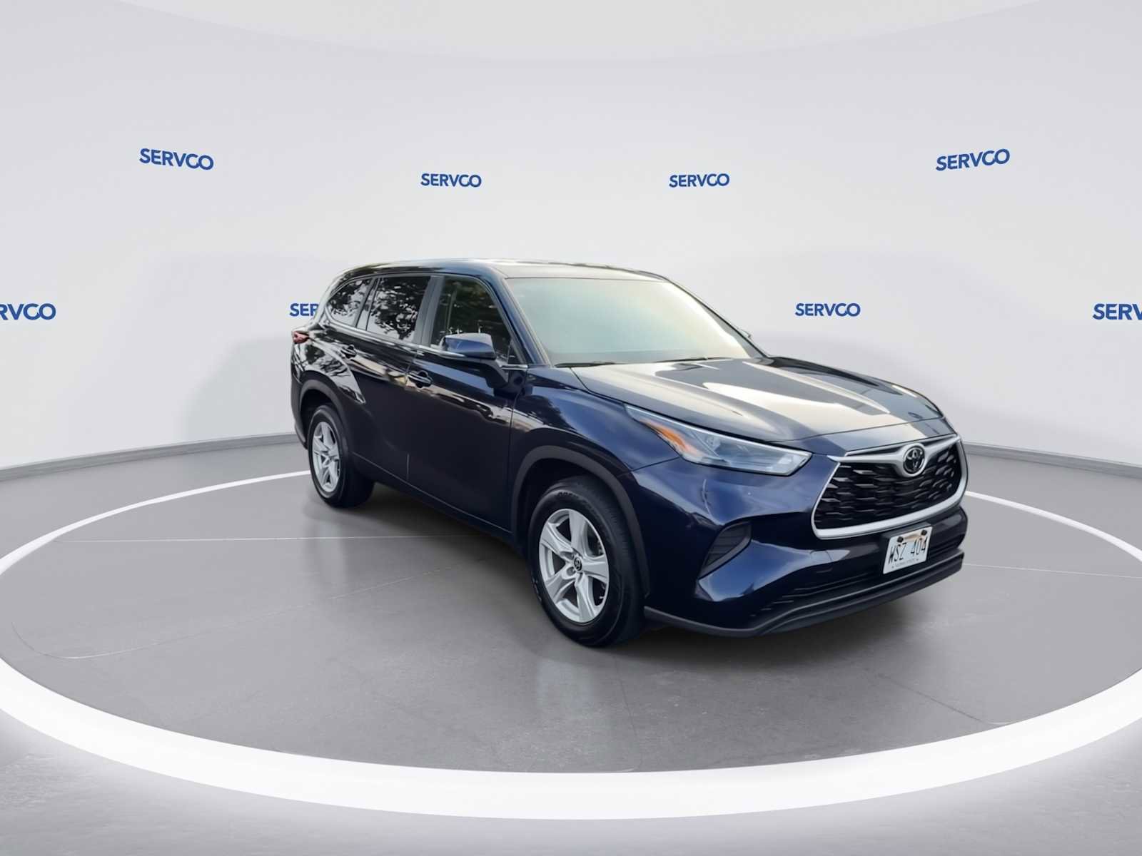 Used 2023 Toyota Highlander L image 2