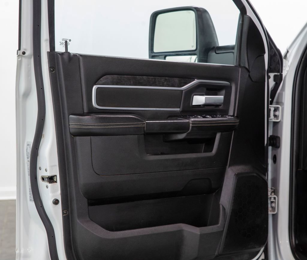Used 2024 RAM 2500 Big Horn image 8